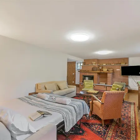 Casa Antonia: Lake Maggiore Villa With Private Pool - Happy Rentals * 포르토 발트라바글리아