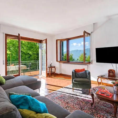Casa Antonia: Lake Maggiore Villa With Private Pool - Happy Rentals Porto Valtravaglia