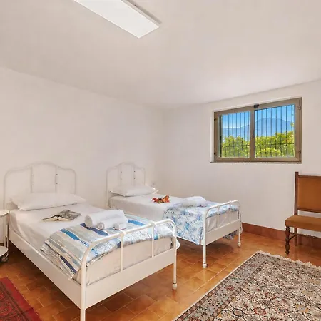 Apartamento Casa Antonia: Lake Maggiore Villa With Private Pool - Happy Rentals Porto Valtravaglia