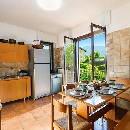 Casa Antonia: Lake Maggiore Villa With Private Pool - Happy Rentals Apartamento Porto Valtravaglia