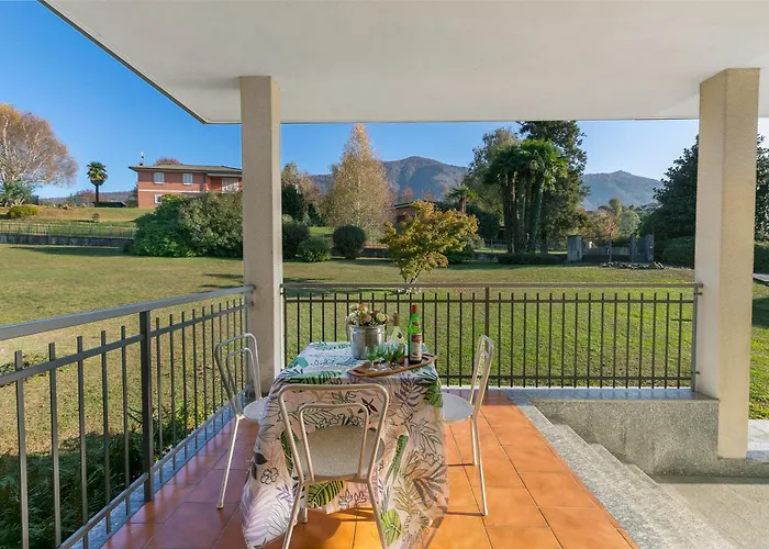 Apartament Casa Antonia - Happy Porto Valtravaglia